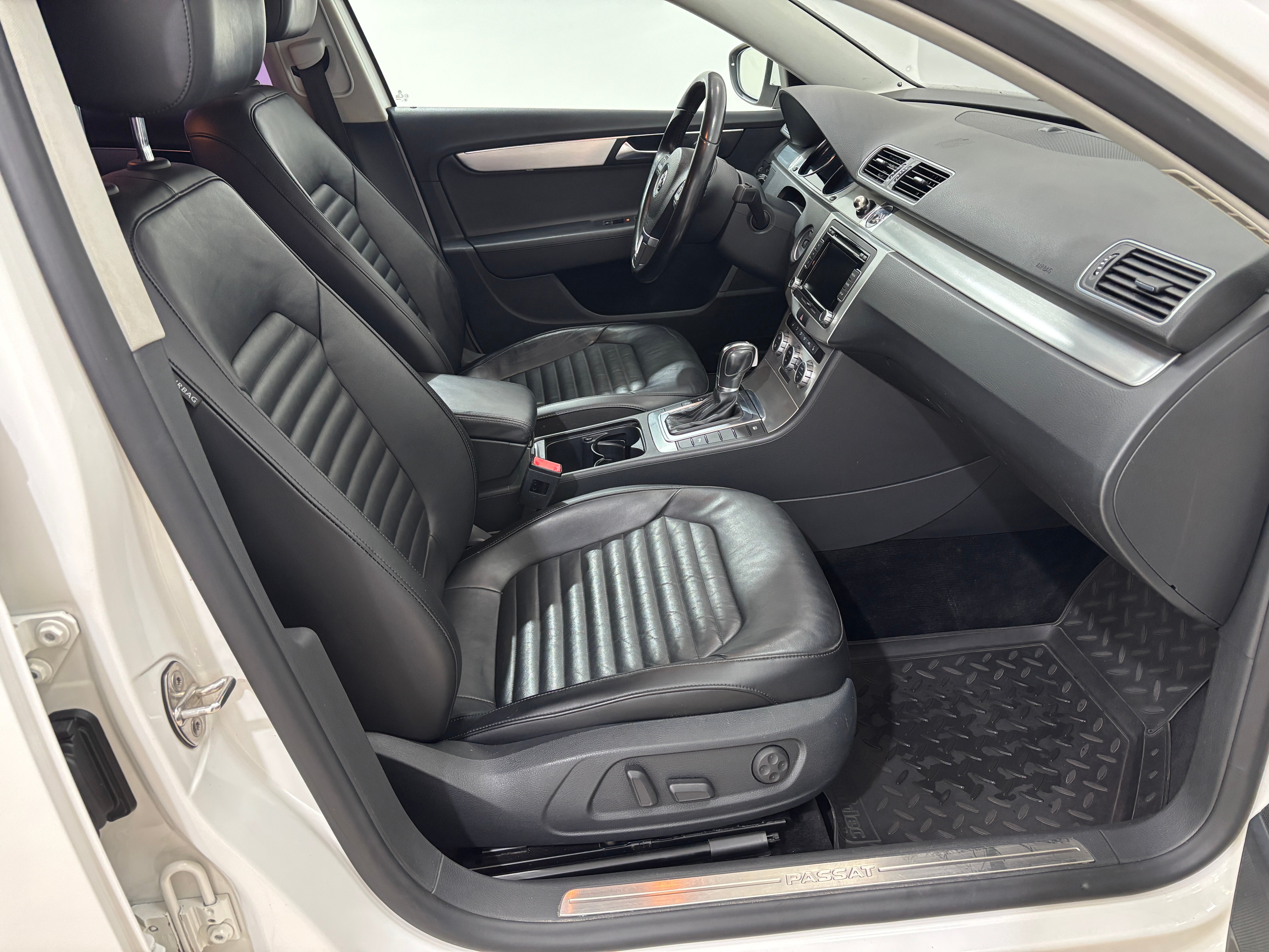 Volkswagen Passat Style, 2013 года, пробег 126555 км