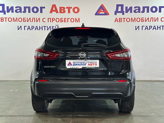 Nissan Qashqai LE, 2022 года, пробег 90000 км