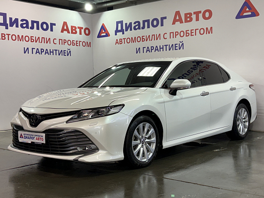 Toyota Camry Элеганс Safety, 2020 года, пробег 134000 км