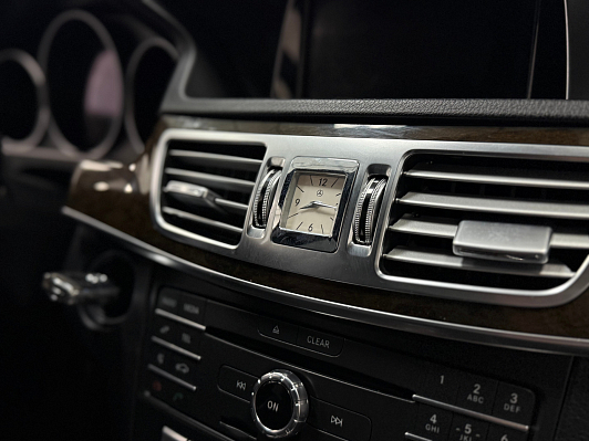 Mercedes-Benz E-Класс E200 Особая серия, 2015 года, пробег 247220 км