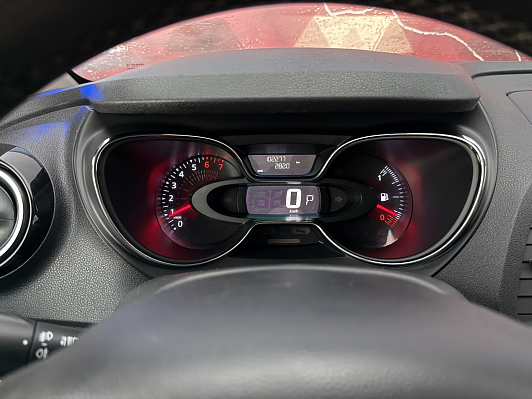 Renault Kaptur Extreme, 2017 года, пробег 102200 км