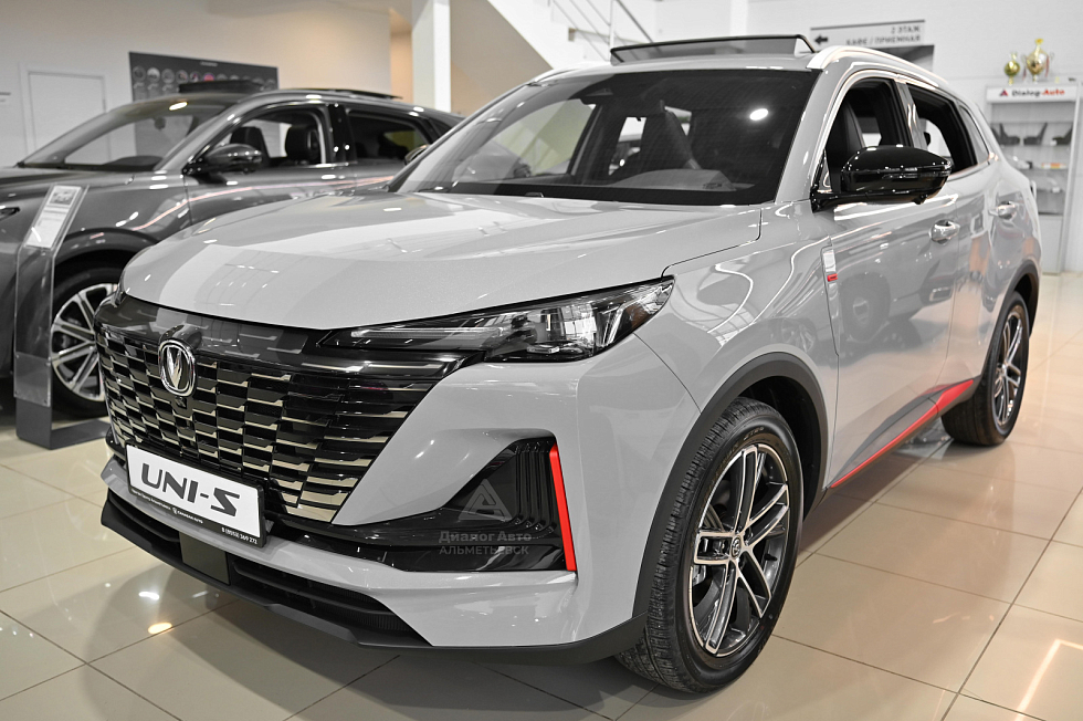 Changan UNI-S (CS55 Plus) Tech Plus, серый