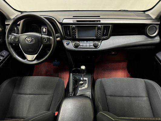 Toyota RAV4 Престиж Safety, 2018 года, пробег 164635 км