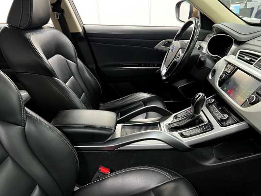 Geely Atlas Luxury, 2019 года, пробег 141981 км