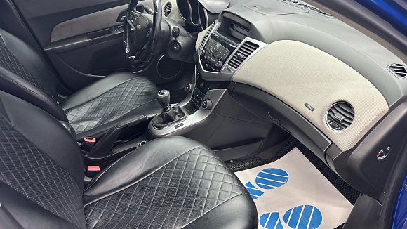 Chevrolet Cruze, 2011 года, пробег 198000 км