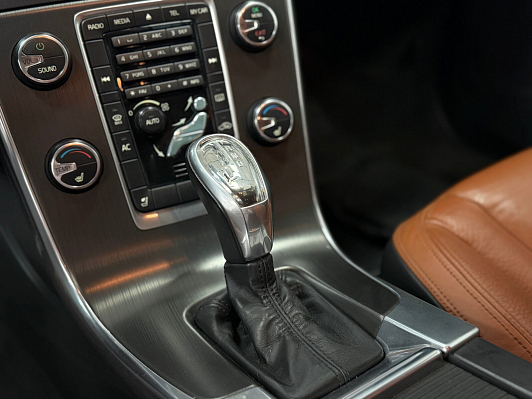 Volvo S60 Momentum, 2013 года, пробег 185117 км