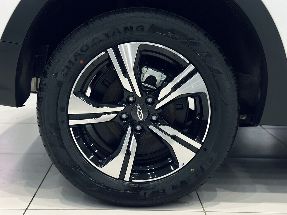 Chery Tiggo 4 MT Line, серебряный