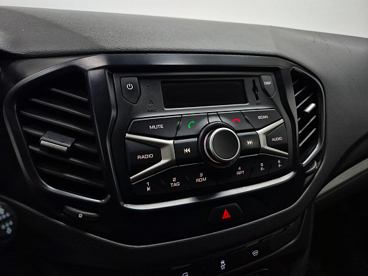 Lada (ВАЗ) Vesta Comfort, 2019 года, пробег 136637 км