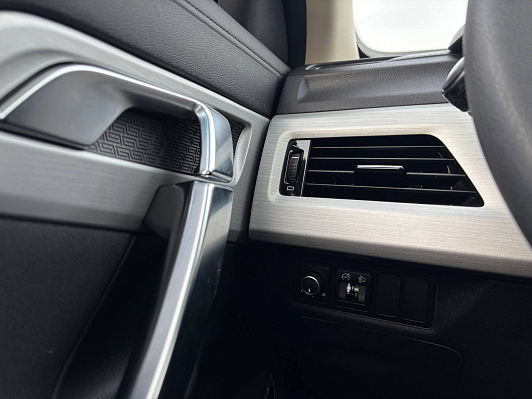 Geely Atlas Standard, 2019 года, пробег 140088 км