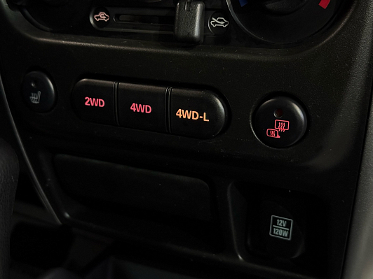Suzuki Jimny JLX, 2011 года, пробег 156000 км