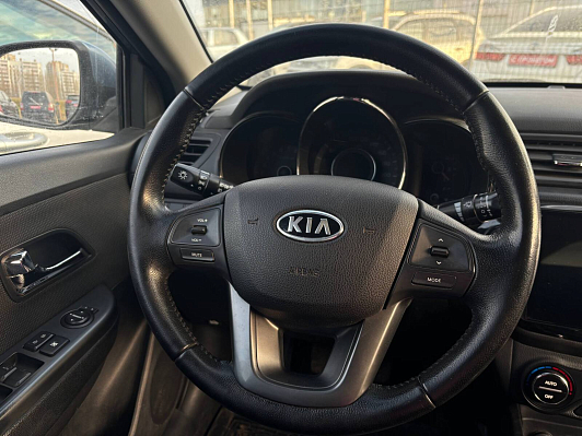 Kia Rio, 2011 года, пробег 135000 км