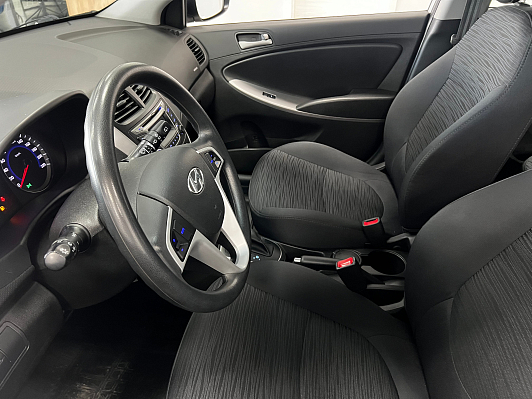 Hyundai Solaris Comfort, 2014 года, пробег 15426 км