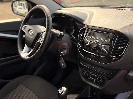 Lada (ВАЗ) Vesta Comfort Winter, 2019 года, пробег 144485 км