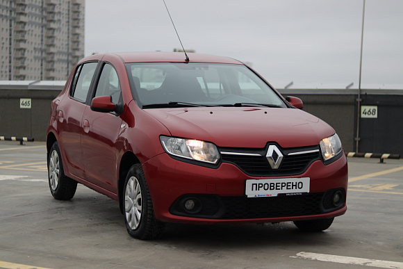 Renault Sandero, 2015 года, пробег 180000 км