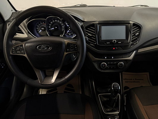 Lada (ВАЗ) Vesta Luxe, 2016 года, пробег 145000 км