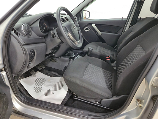 Lada (ВАЗ) Granta, 2019 года, пробег 147875 км