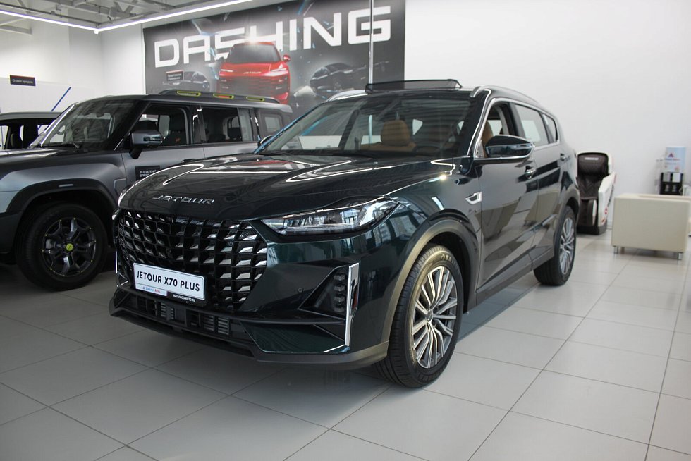 Jetour X70+ Комфорт, зеленый