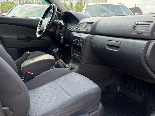 Skoda Octavia, 2005 года, пробег 318000 км