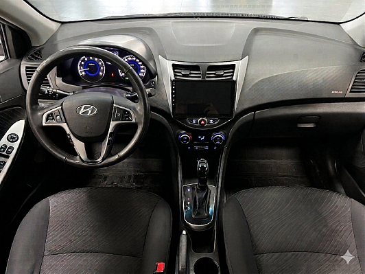 Hyundai Solaris Elegance, 2015 года, пробег 202566 км