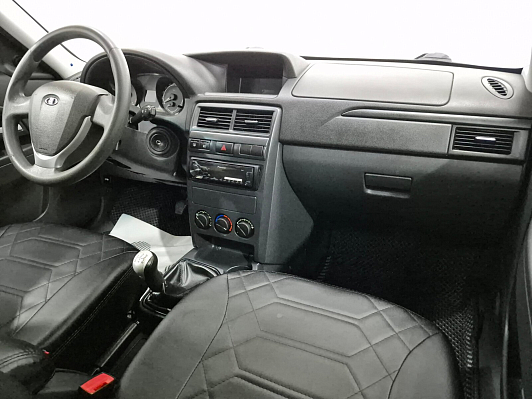 Lada (ВАЗ) Priora Standard 21702-40-050, 2017 года, пробег 92860 км