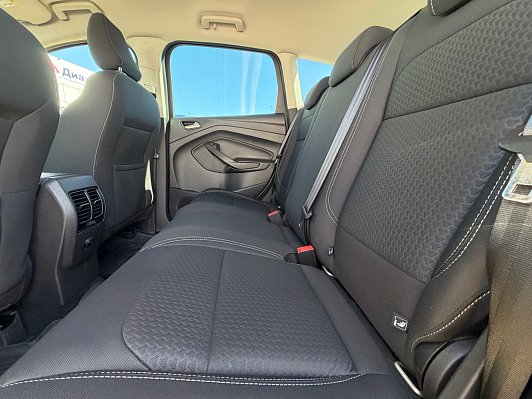 Ford Kuga Trend, 2017 года, пробег 183500 км