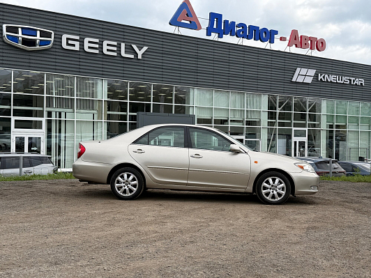 Toyota Camry, 2002 года, пробег 277000 км