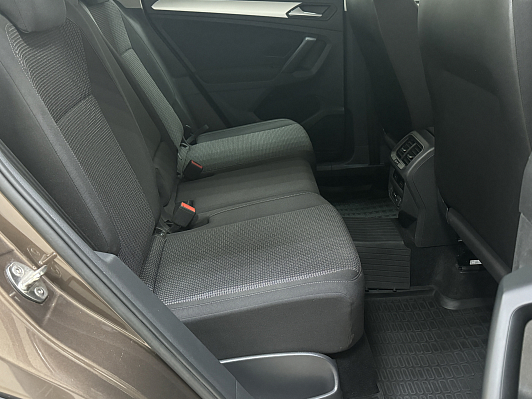 Volkswagen Tiguan CONNECT, 2019 года, пробег 74309 км