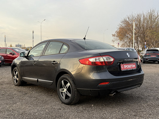 Renault Fluence, 2011 года, пробег 238823 км