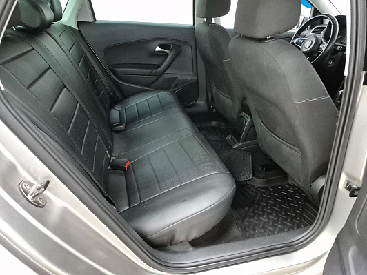 Volkswagen Polo Comfortline, 2019 года, пробег 93211 км