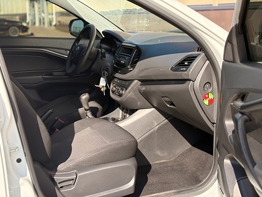 Lada (ВАЗ) Vesta Classic Start, 2019 года, пробег 76756 км