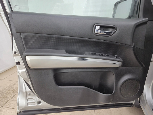 Nissan X-Trail, 2011 года, пробег 250641 км