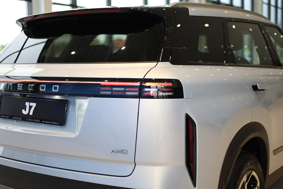 Jaecoo J7 Supreme, серебряный