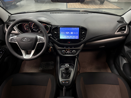 Lada (ВАЗ) Vesta Luxe, 2019 года, пробег 92500 км