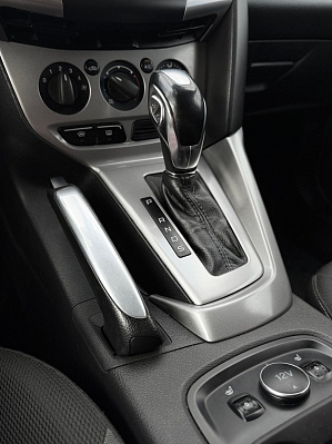 Ford Focus SYNC Edition, 2013 года, пробег 220161 км