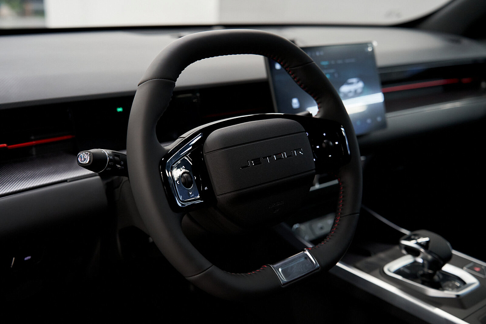 JETOUR DASHING Люкс, черный