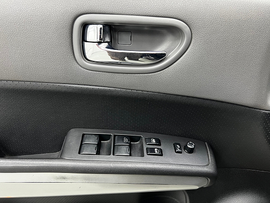 Nissan X-Trail LE, 2008 года, пробег 195290 км
