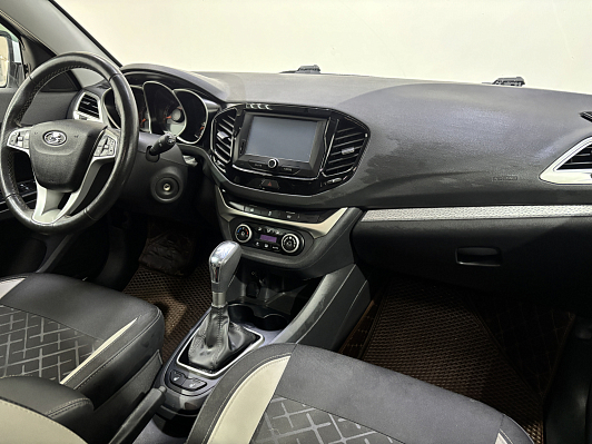 Lada (ВАЗ) Vesta Luxe, 2020 года, пробег 137600 км