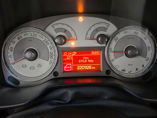 Fiat Linea Emotion, 2011 года, пробег 220925 км