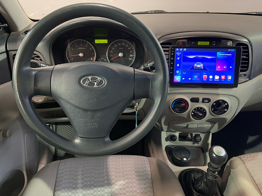 Hyundai Verna GL airbag-passenger BY001104E, 2008 года, пробег 176510 км