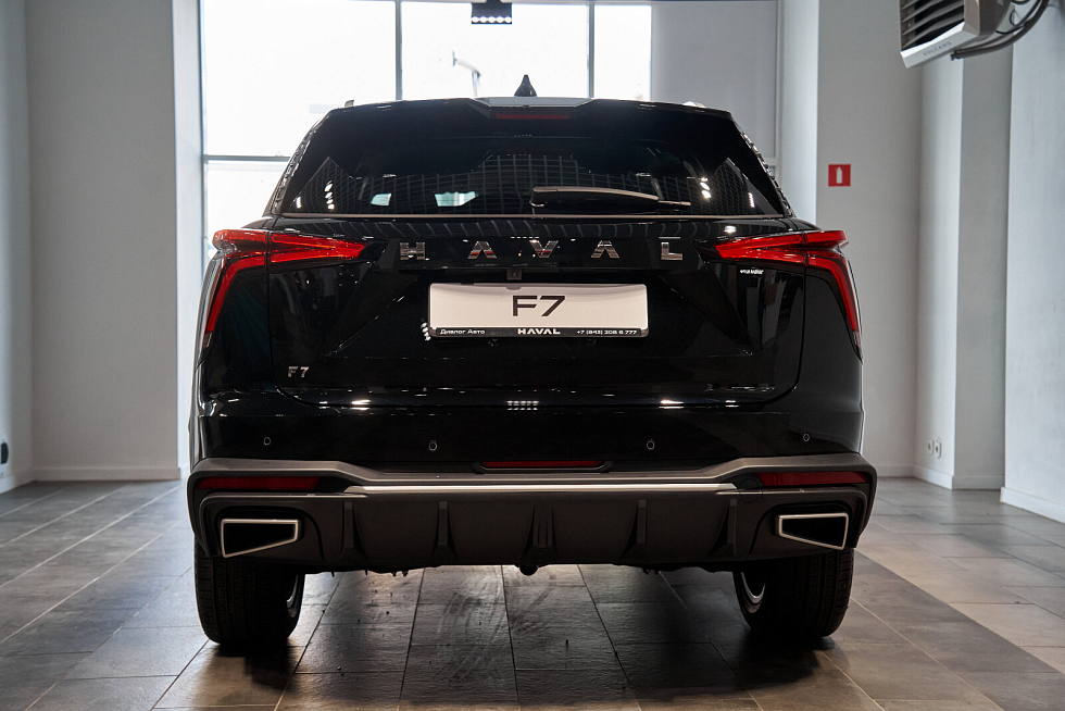 Haval F7 Премиум, черный