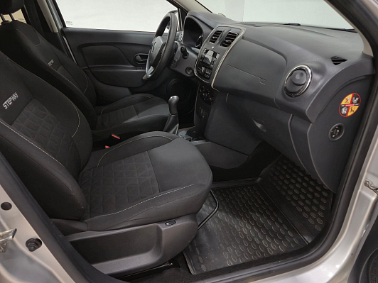 Renault Sandero Confort, 2017 года, пробег 59233 км