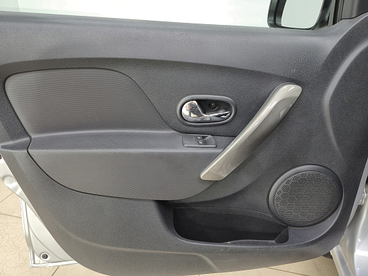 Renault Logan Privilege, 2014 года, пробег 154156 км