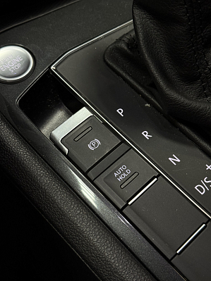 Volkswagen Tiguan All Inclusive, 2018 года, пробег 103000 км