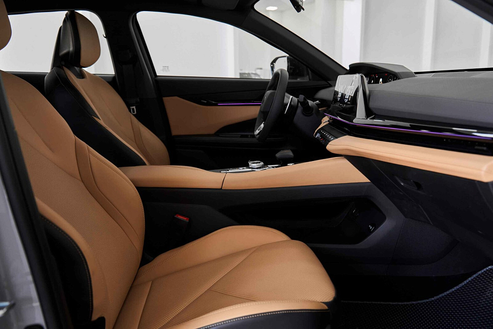 Changan UNI-V Tech, серый