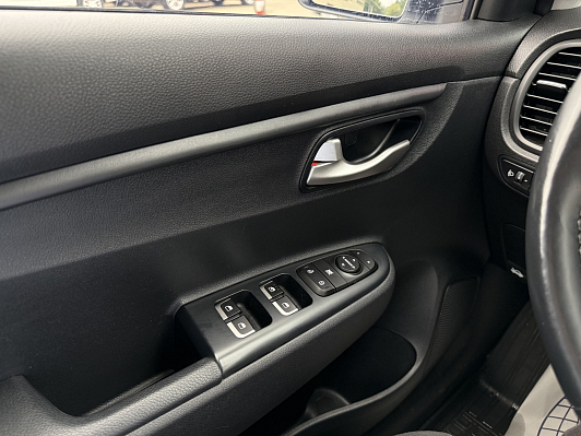 Kia Rio Comfort, 2019 года, пробег 49000 км