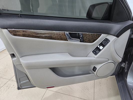 Mercedes-Benz C-Класс, 2009 года, пробег 184247 км