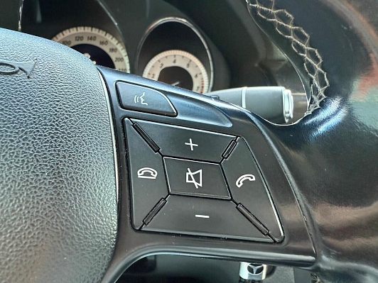 Mercedes-Benz GLK-Класс GLK 300 4MATIC Особая серия, 2012 года, пробег 252592 км