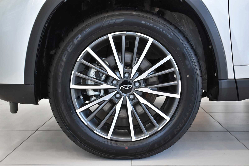 Chery Tiggo 8 Pro Max Ultimate 4WD, серебряный