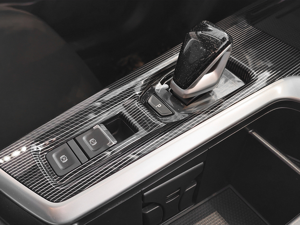 Haval Jolion Оптимум, черный