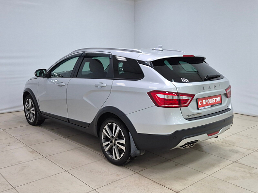 Lada (ВАЗ) Vesta Luxe, 2018 года, пробег 114148 км
